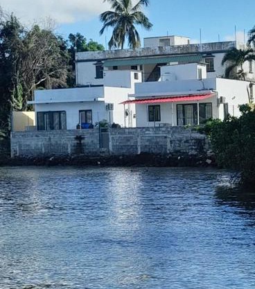 Ashan Luxury Seafront Villa 1
