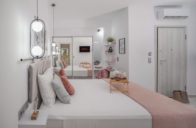 Asiklari's Project near the sea is the ideal destination for your holidays.