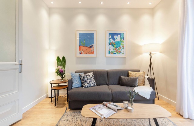 Aspasios Urquinaona Apartments