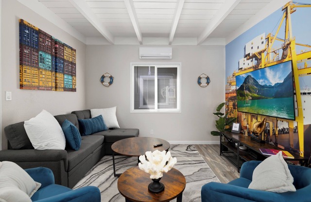 ★ASTONISHING HARBOR 1B1B THEMED HOUSE★