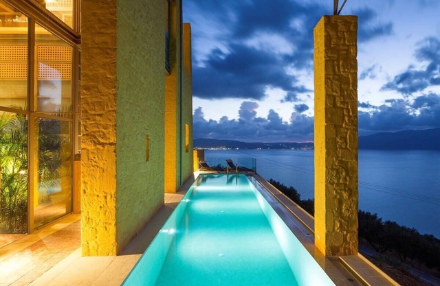 Athina Epavlis - Ethereal Charm of Blue Horizons