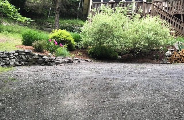 August in the Berkshires! Incredible Hillside Country House. Sleeps 10.