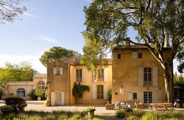 Authentic Bastide, 8km far from Saint-Rémy-de-Provence