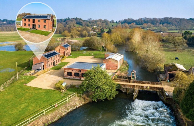Avon Mill - Five Bedroom House, Sleeps 10