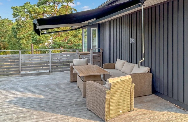 Awesome home in åhus with sauna