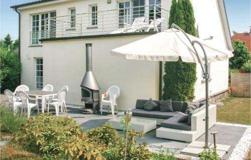 Awesome Home In Beckerwitzhohenkirchen
