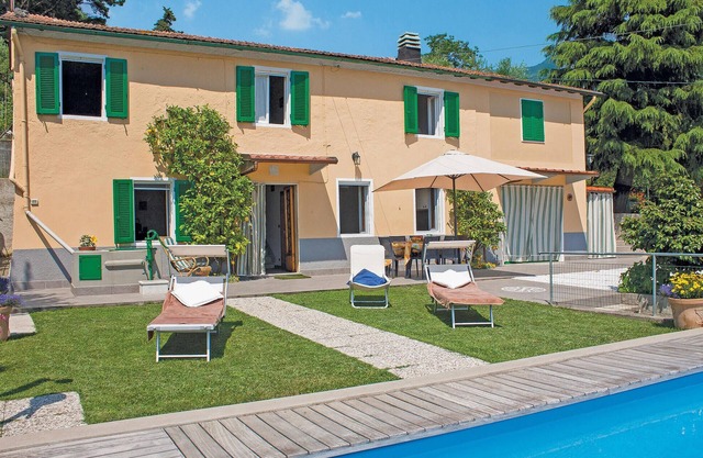 Awesome home in Camaiore LU