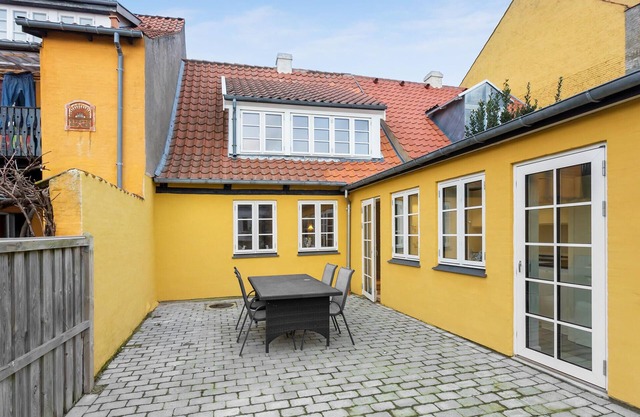Awesome home in Faaborg with WiFi