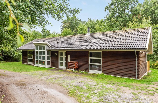 Awesome home in Hasle with sauna