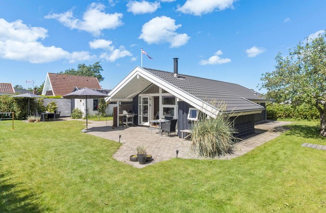 Awesome home in Otterup with WiFi