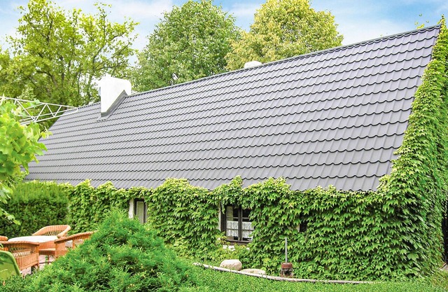 Awesome home in Pleszew with WiFi