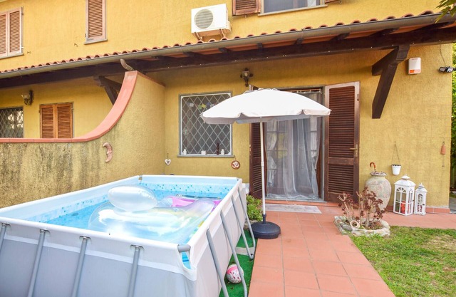 Awesome home in Seravezza