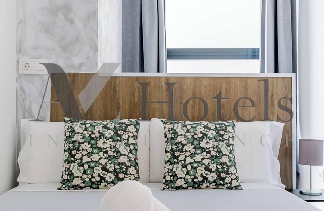 AYZ Princesa - Auto check-in property