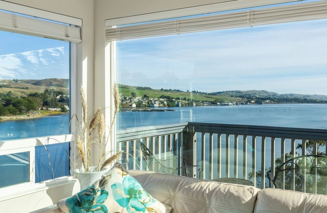 Azul Casa Sereno By The Sea: Luxurious Cal King, Eastern King, and 2 Queen Beds!