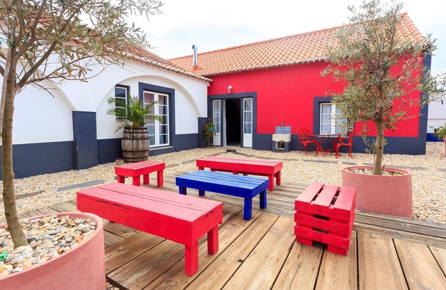 B&B da Mata/authentic holiday home in the hart of silvercoast