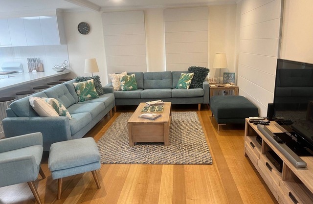 Back Beach Bliss - Sorrento