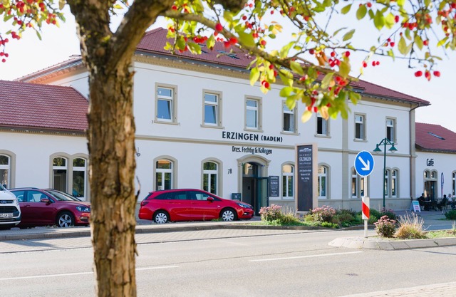 Bahnhof ERZINGEN hotel coffee & more