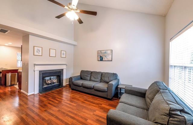 Ballantyne Area Townhome - Pet Friendly