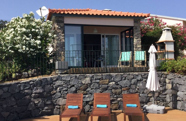 Banda do Sol Luxury Cottages - spectacular view, swimming pool & private terrace