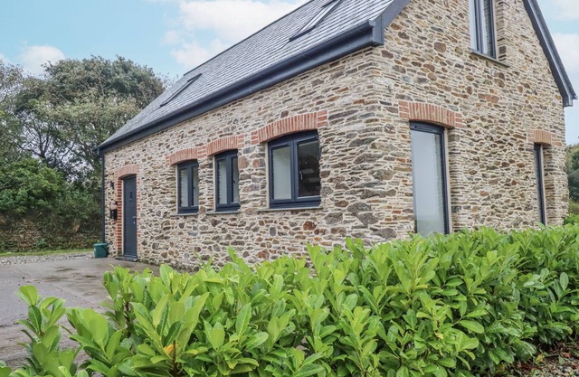BARN 2, pet friendly in Pentewan