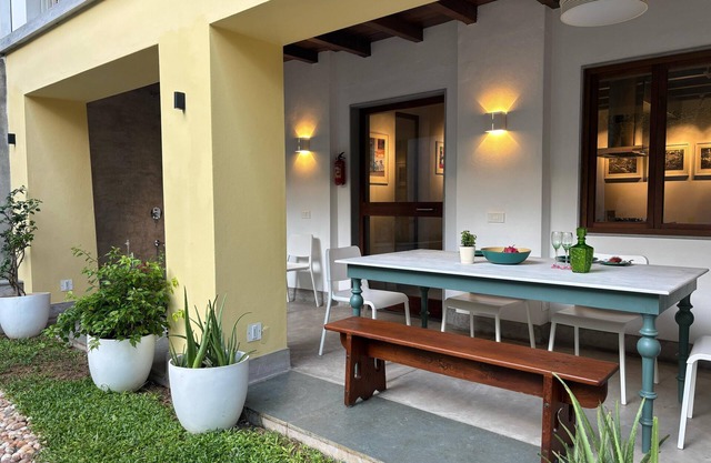 Baron's antiquarian villa