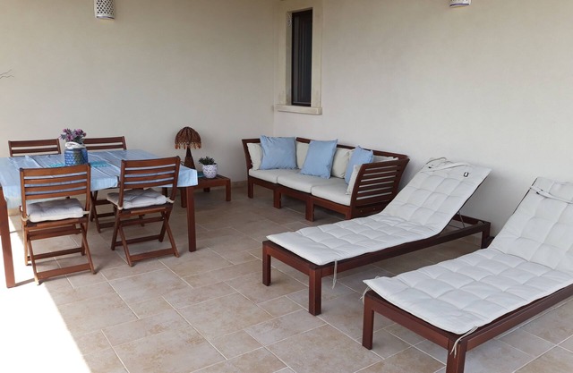 Baroque apartment, equipped with all amenities. Surrounded by nature.