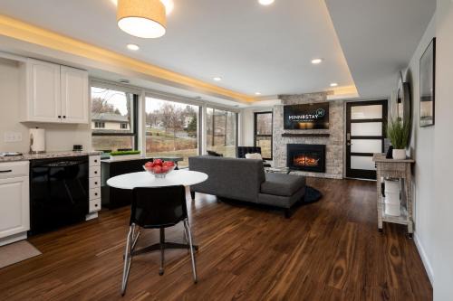 Bassett Creek Retreat