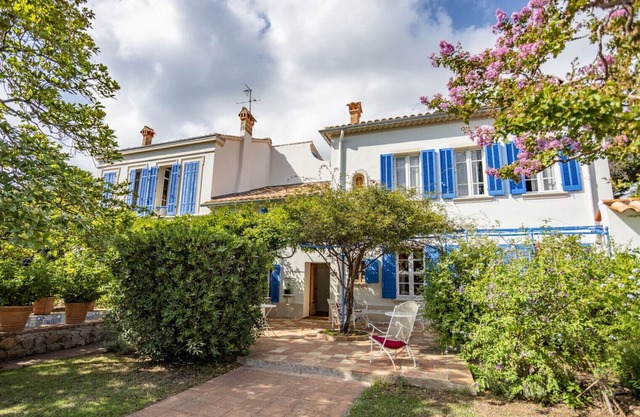 BASTIDE FAMILIALE, PROCHE DE LA MER, BEAU EXTÉRIEUR