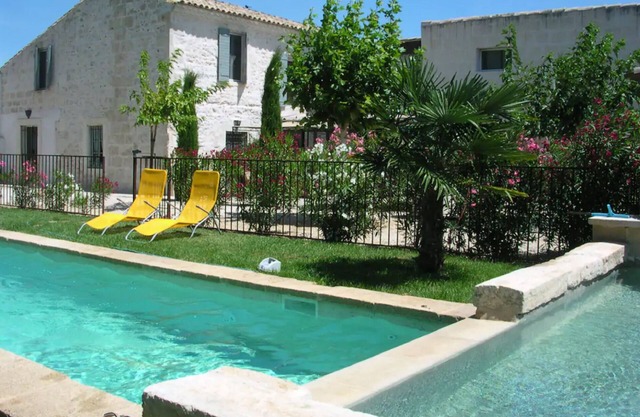 Bastide XIX th in Bellegarde (Gard)