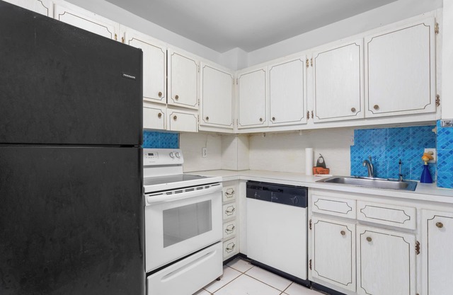 Bay Harbor Sunset Apt 4B