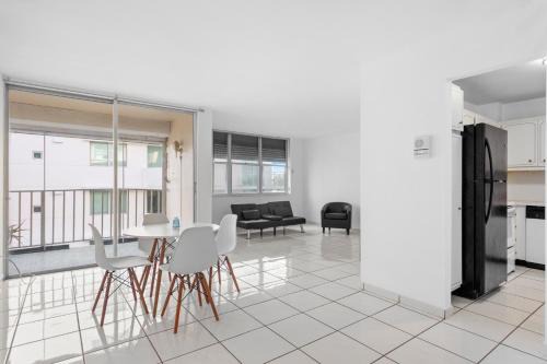 Bay Harbor Sunset Apt 4B