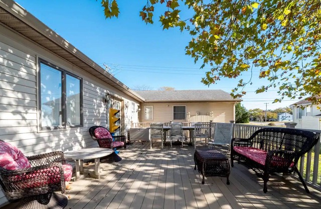 Bayside Getaway 3 Blocks from Bay