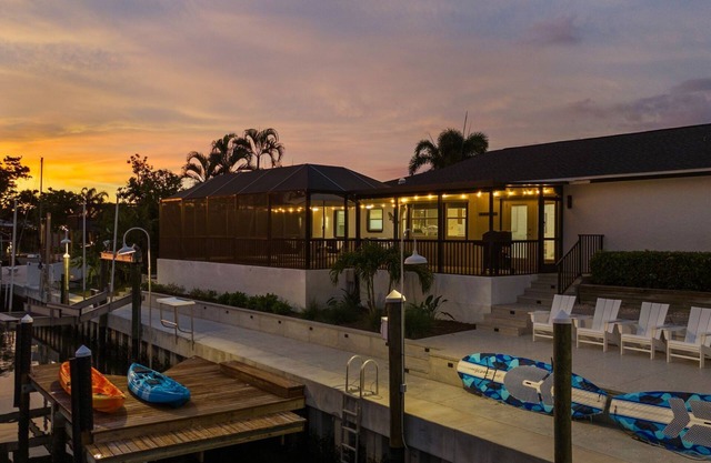 ⚓Bayside Hideaway! Private pool with water view and canal side dock! ⚓