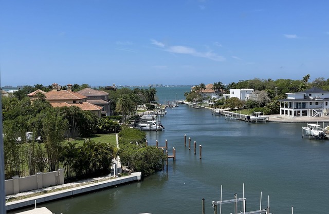 Bayview Getaway! Sarasota FL