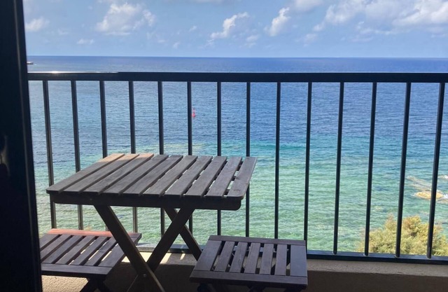 beach front high end apartment, direct sea views