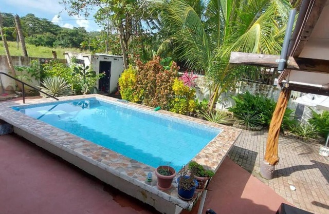 Beach House with a Pool-2mn walk to the beach