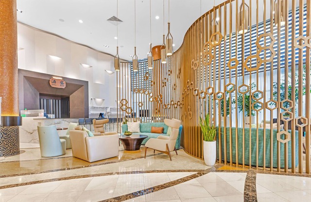 Beach Resort Suite with Ocean view!