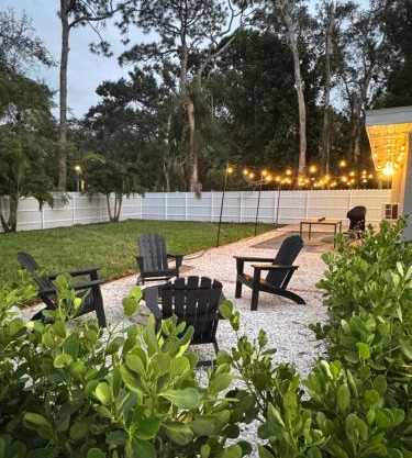 Beach, Work & Relax I Sarasota Cassia I Month Disc I Fire Pit