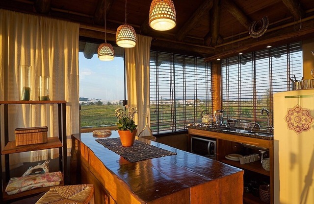 Beachfront House with Jacuzzi and Large Patio