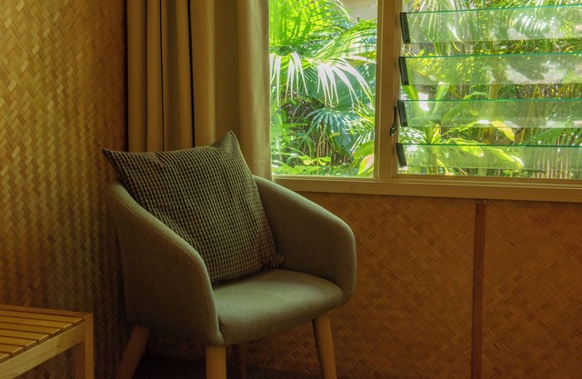 Beachfront Queen Motel Apartment With Pool