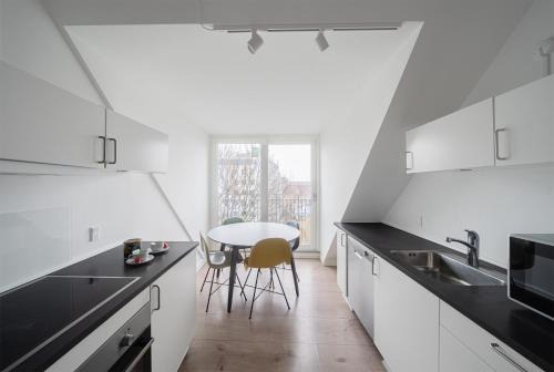 Beautiful 2-bedroom penthouse with a private garden in Nørrebro - 71