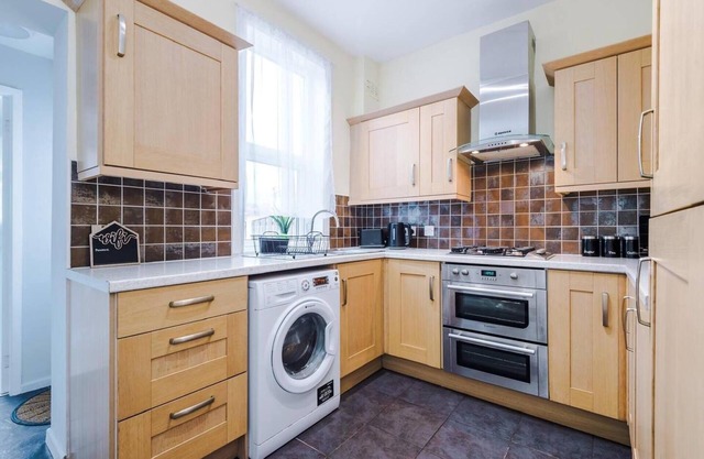Beautiful 2bed House Near Pinderfield Hospital