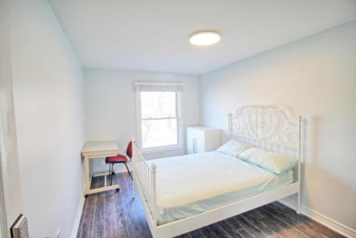 Beautiful 2nd floor Bedroom