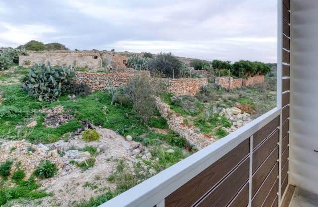 Beautiful 3-bed home with Greenery Views in Mgarr