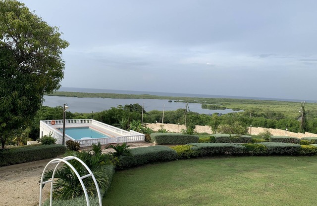 Beautiful 3 Bedroom Villa with swimming pool, overlooking The Caribbean Sea