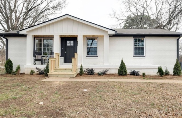 Beautiful 5bd3ba Home near Downtown & BNA