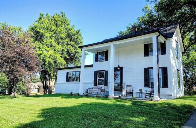 Beautiful and Spacious 1908 Modern Farmhouse