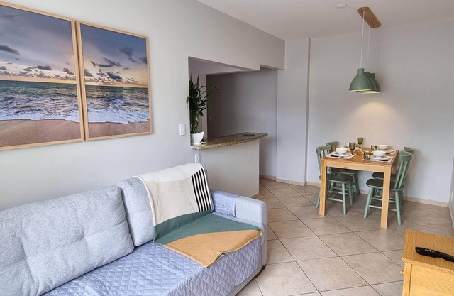 Beautiful apartment in the center near the sea