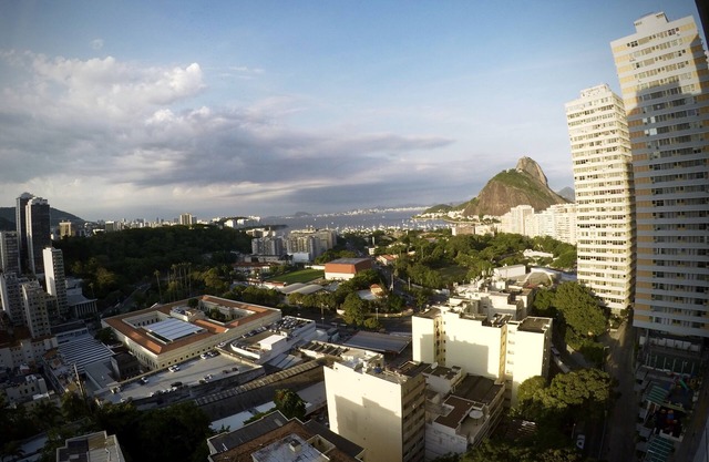 Beautiful apartment with great view of Sugar Loaf, Botafogo and Flamengo Beach