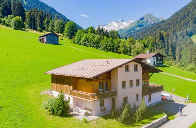 Beautiful apartment for 2 guests with patio and parking